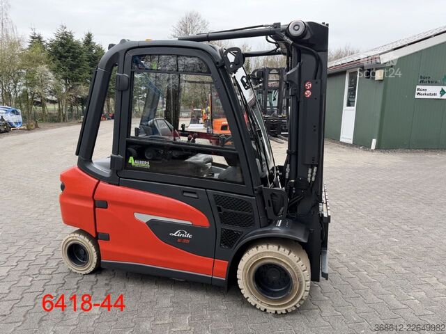 Фронтальний навантажувач вилковий Linde E 35 L 01