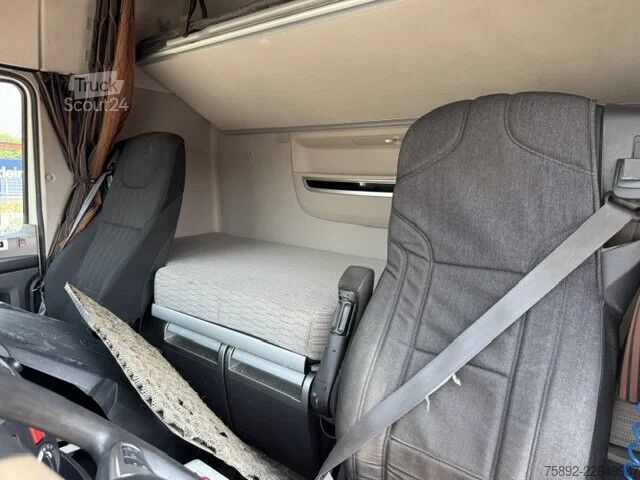 Estándar-SZM DAF XF 480 SpaceCab / Euro6