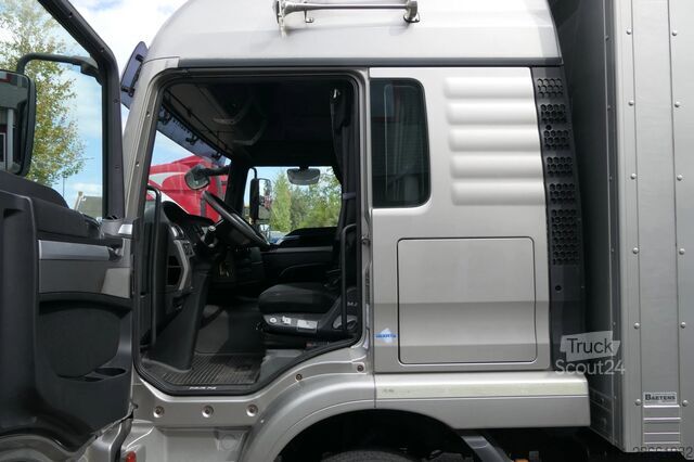 Telone scorrevole MAN TGM 12.250 | Roller sail | Dhollandia 1500kg | ...