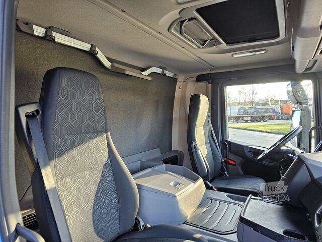 Kuffert Scania P250  4X2 / FRIGOBLOCK / LBW