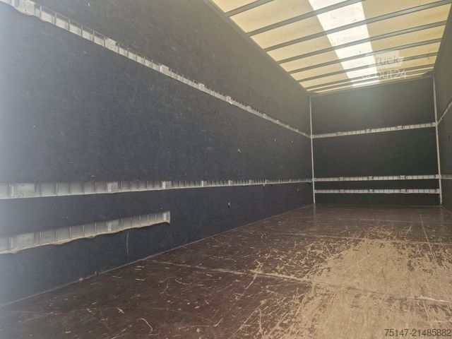 Box van MAN TGL 8.220 4x2 BL 3 Sitzer Möbelkoffer Klima