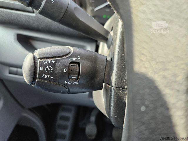 Furgão de painéis OPEL Vivaro 2,0 L3|WÜRTH REGALE|1.HD|TÜV+ÖL+BREMSEneu