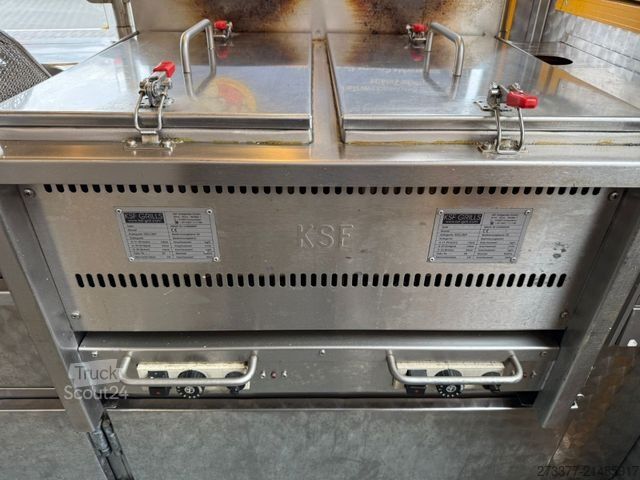 Tilpasset varevogn FIAT Hähnchengrill mobil Foodtruck