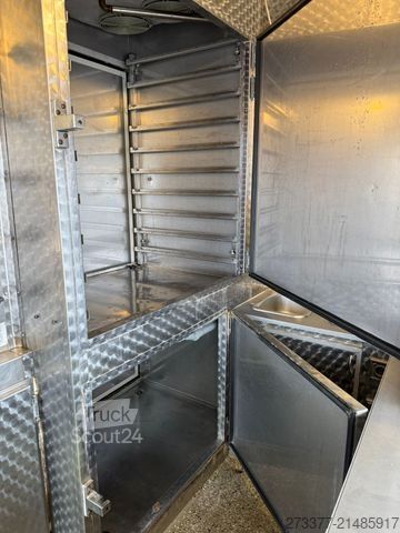 Tilpasset varevogn FIAT Hähnchengrill mobil Foodtruck