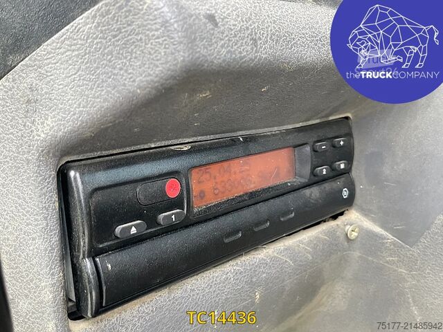 Transporte de contentores Renault Kerax 370