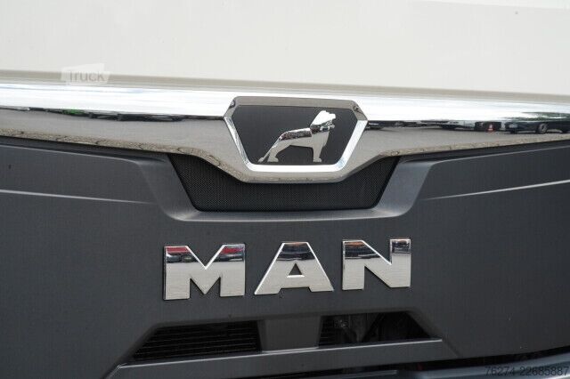 LKW mit Kofferaufbau MAN TGL 8.190 Koffer LBW Automatik Anhängerkupplung