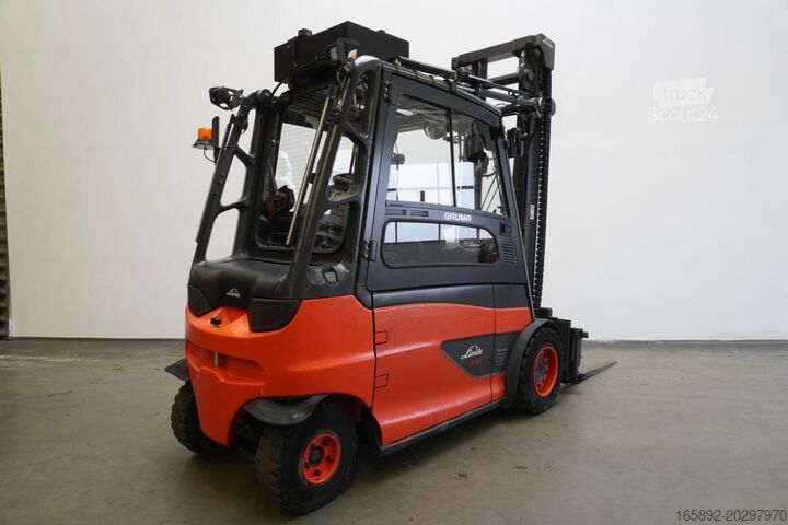 Viljuškar Linde E 40/600 HL 388