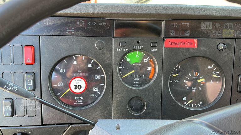 Autopompa Mercedes-Benz SK 2638