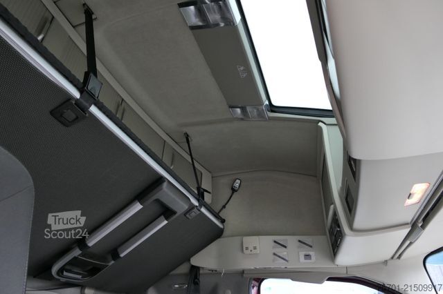 Prostorninska vlačilna enota VOLVO FH 460 Globetrotter Vollluft 2-Tanks Euro 6