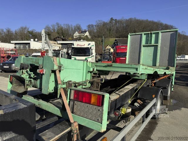 Değiştirilebilir kasalı kamyon  Wechselpritschen Plattform kran konsole