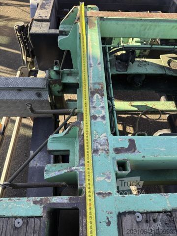 Değiştirilebilir kasalı kamyon  Wechselpritschen Plattform kran konsole