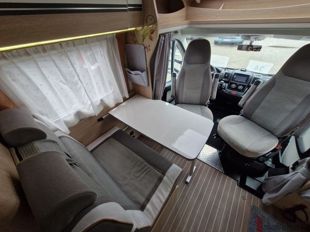 Polointegrovaný karavan GLUECKSMOBIL T 660 *SAT+TV*Duo-Control*AHK*1. Hand*