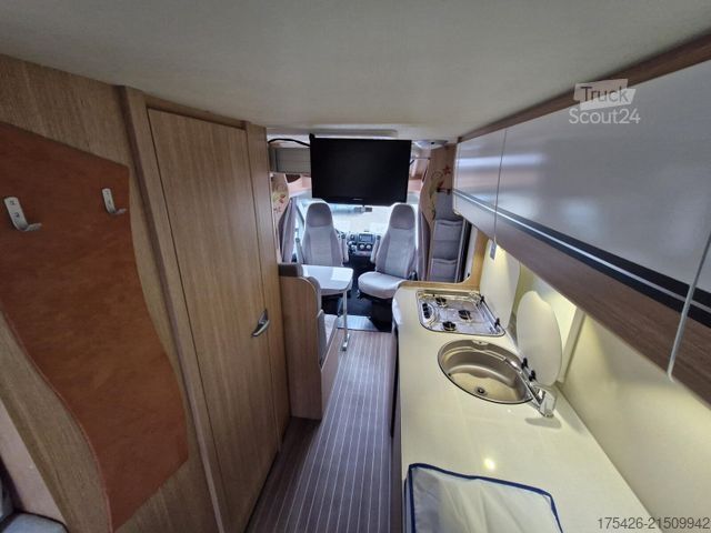 Polointegrovaný karavan GLUECKSMOBIL T 660 *SAT+TV*Duo-Control*AHK*1. Hand*