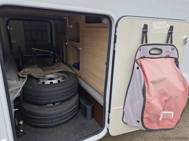 Polointegrovaný karavan GLUECKSMOBIL T 660 *SAT+TV*Duo-Control*AHK*1. Hand*