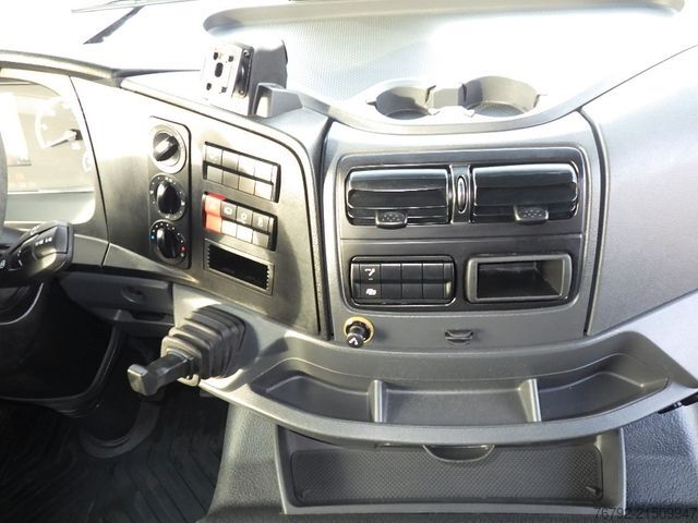 LKW mit Pritsche (offen) MERCEDES-BENZ 1327 L Atego 4 Pritsche 7,3m/LBW/AHK/Klima/55tkm