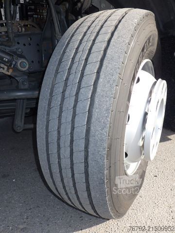 LKW mit Pritsche & Plane MERCEDES-BENZ 1327 L Atego 4 Pritsche 7,3m/LBW/AHK/Klima/55tkm