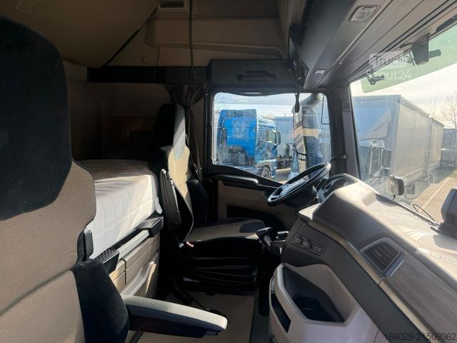 Standard SZM MAN TGX 18.510 mit Hydraulik Kipper Schubboden