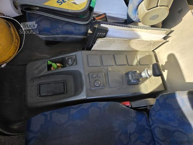 Camião plataforma com lona IVECO 120E25 Pritsche&Plane,Ladebordwand 1,5 To