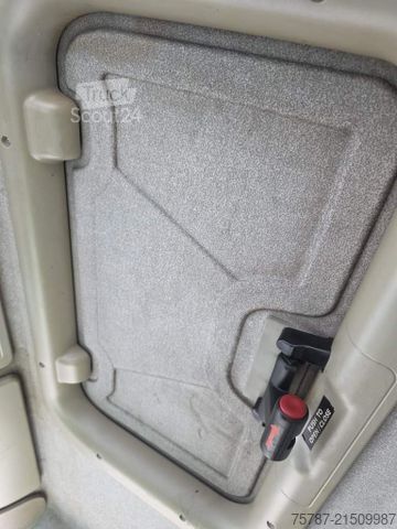 Camião plataforma com lona IVECO 120E25 Pritsche&Plane,Ladebordwand 1,5 To