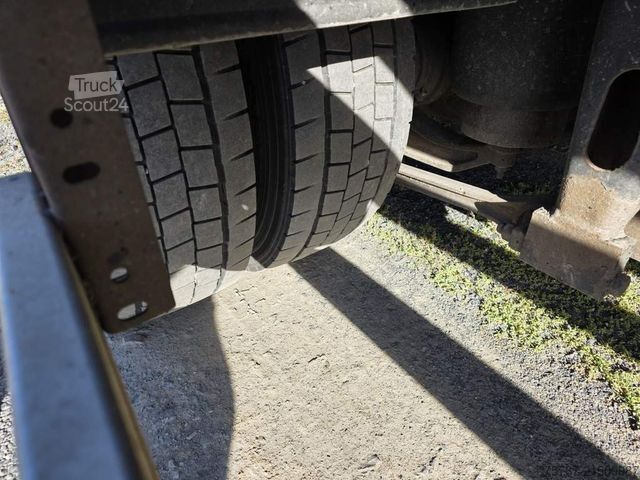 Valníkový nákladní automobil s plachtou IVECO 120E25 Pritsche&Plane,Ladebordwand 1,5 To