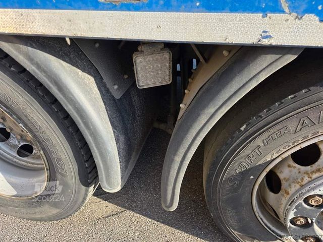 Laweta MAN 26.400 TGX mit Baustoffplateau, geteilte Rampen