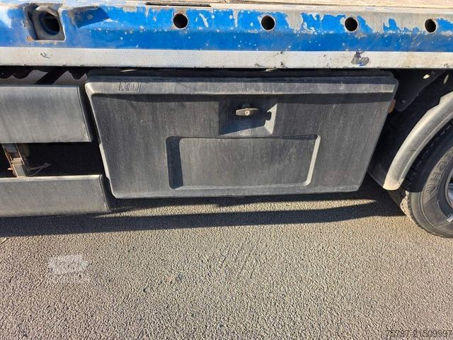 Laweta MAN 26.400 TGX mit Baustoffplateau, geteilte Rampen