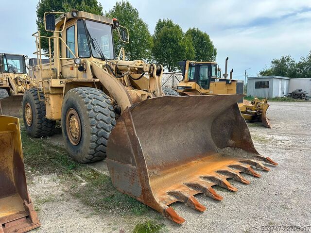 Nakladalnik Caterpillar 966 D