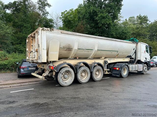Kiper tovornjak Benalu C 34 CS