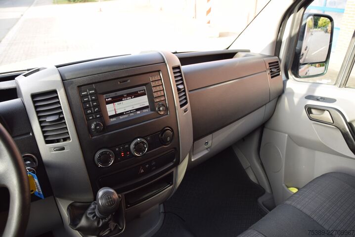 Furgoneta de caja alta Mercedes-Benz Sprinter II  316 CDI L2H2 Klima AHK Tempomat EU6