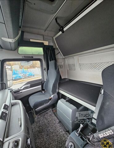 Dragbil MAN 28.480 TGX 6×2