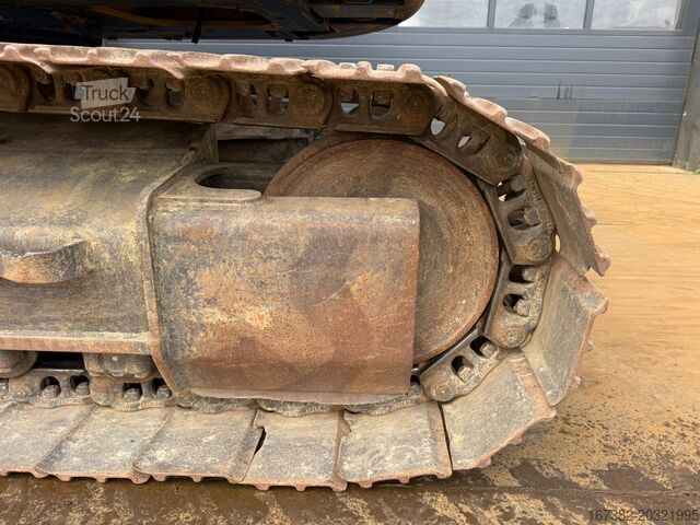 Kāpurķēžu ekskavators Caterpillar 320ERR