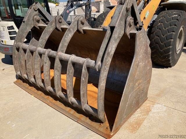 погрузчик Liebherr L 550 XPower
