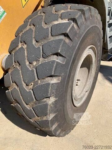 погрузчик Liebherr L 550 XPower