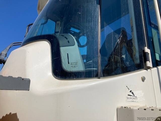 погрузчик Liebherr L 550 XPower