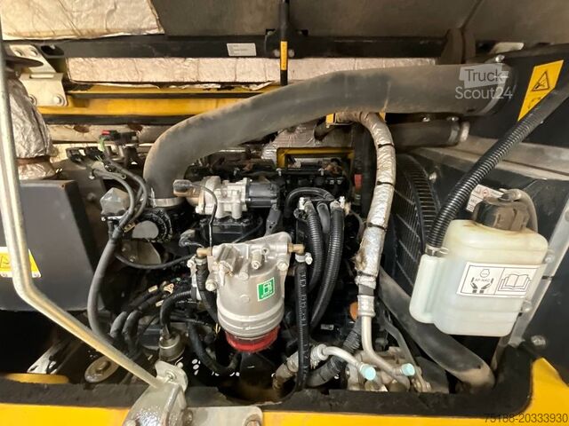 حفارة ميدي Komatsu PC 80 MR-5