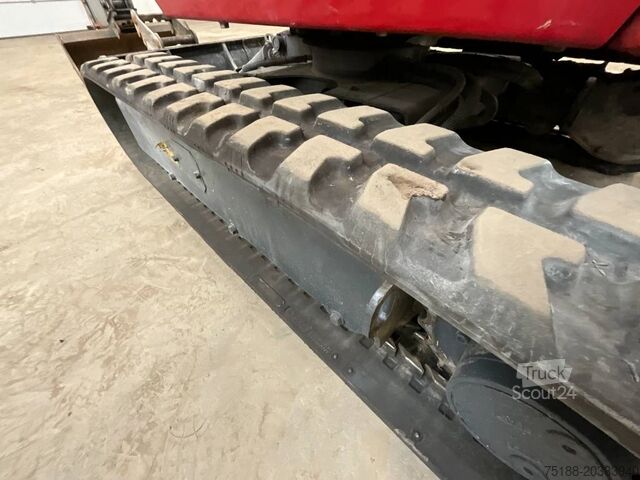 حفارة صغيرة Takeuchi TB 216