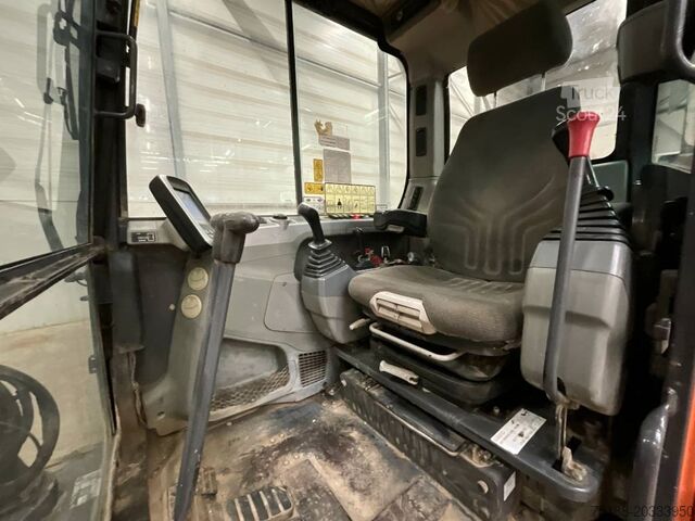 حفارة صغيرة Doosan DX 63-3