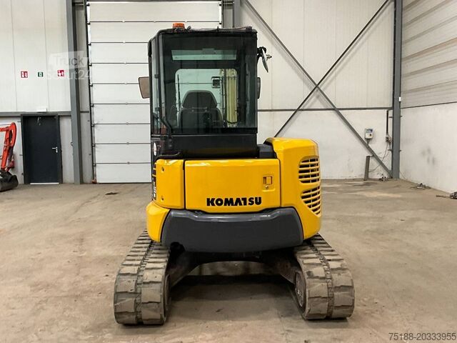 حفارة صغيرة Komatsu PC 55 MR-3