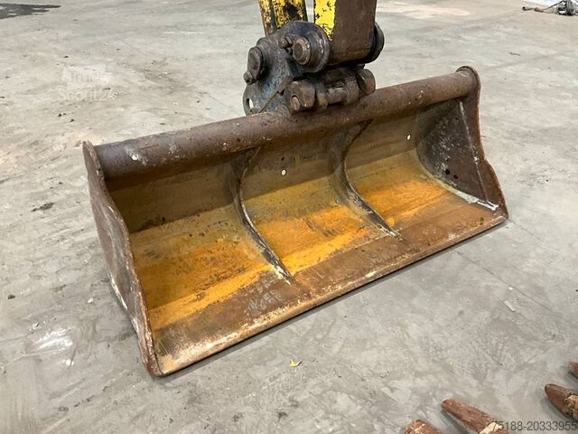 حفارة صغيرة Komatsu PC 55 MR-3