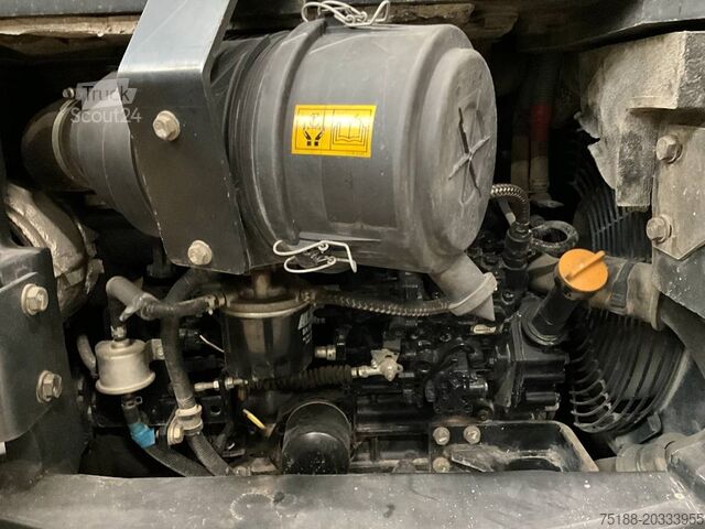 حفارة صغيرة Komatsu PC 55 MR-3
