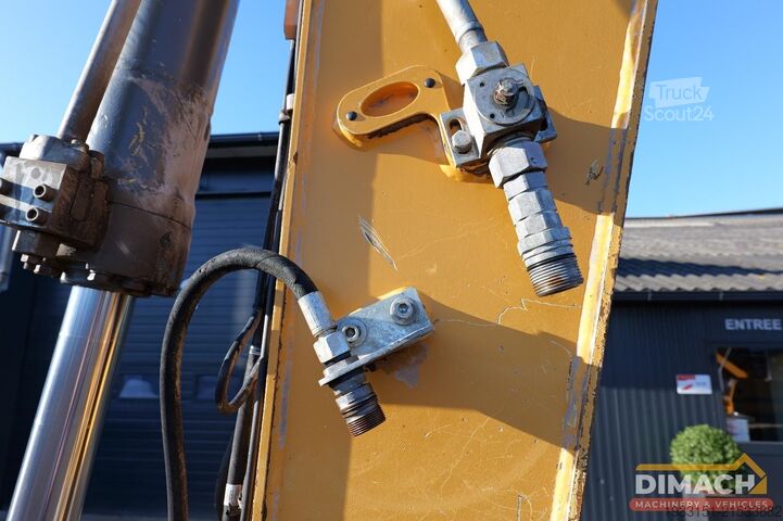 Ekskavators Liebherr R926 Monogiek - hamer sorteer functie - camera ...