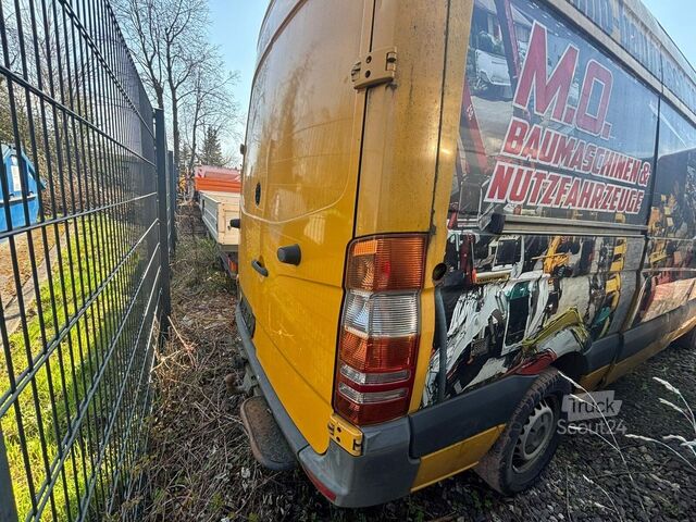 Fourgon Mercedes-Benz Sprinter 309 KA 35