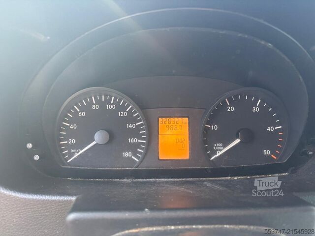 Fourgon Mercedes-Benz Sprinter 309 KA 35