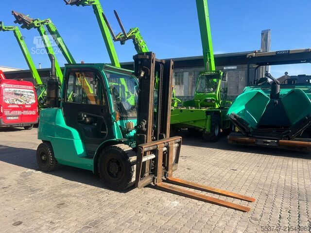 Chariot élévateur Mitsubishi FD 50