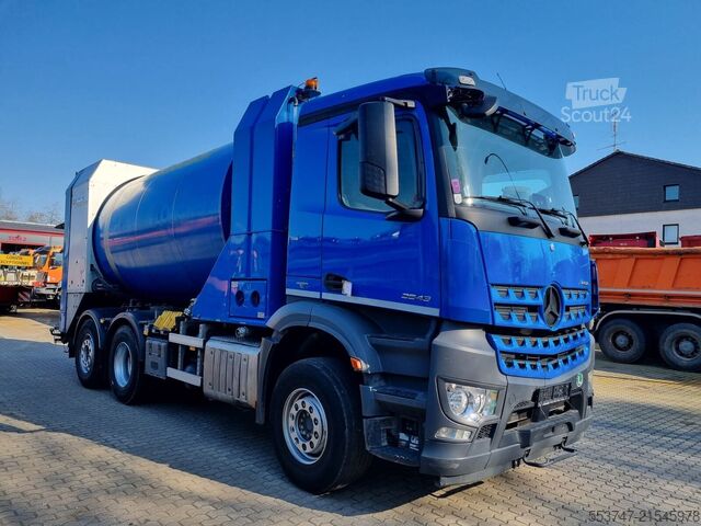 Camiäo de lixo Mercedes-Benz Arocs