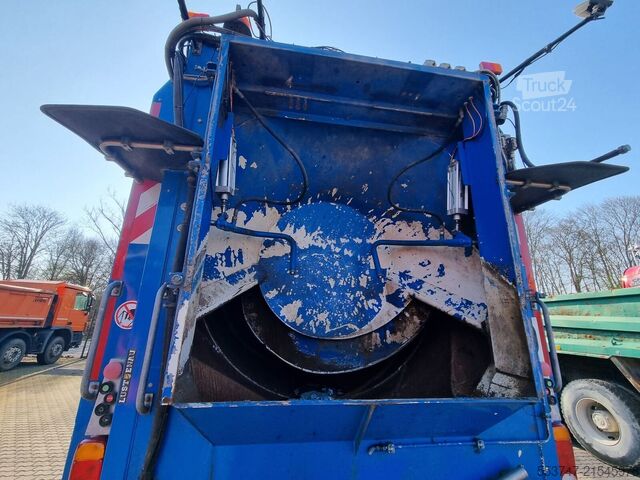 Camiäo de lixo Mercedes-Benz Arocs