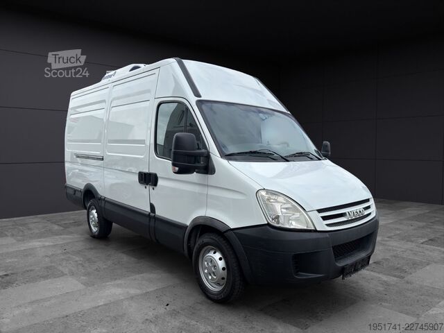 Autoutilitară frigorifică IVECO Daily 35S12 Kerstner Frischkühler Kamera