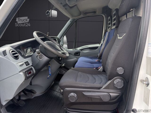 Autoutilitară frigorifică IVECO Daily 35S12 Kerstner Frischkühler Kamera