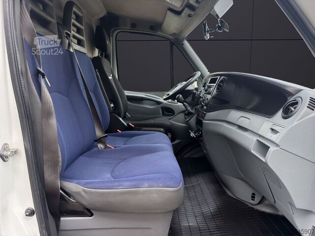 Autoutilitară frigorifică IVECO Daily 35S12 Kerstner Frischkühler Kamera
