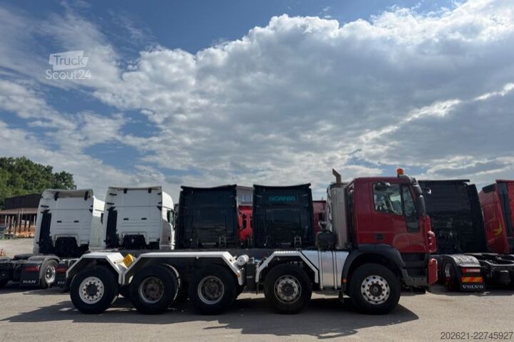 Basculantă IVECO Trakker 34T45 10x4 Chassis